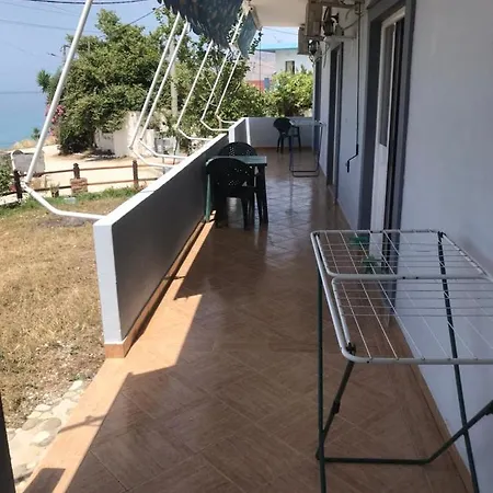 Hotel Praljan *