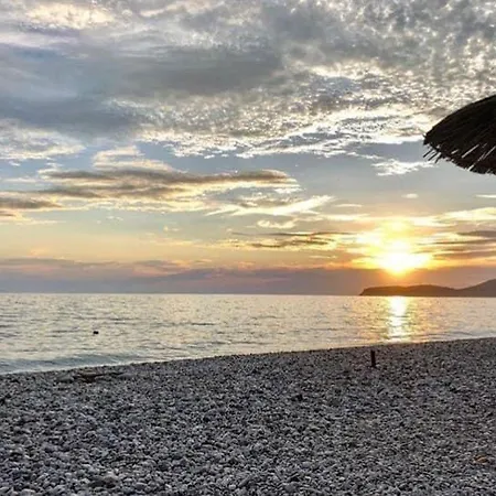 Praljan Отель *