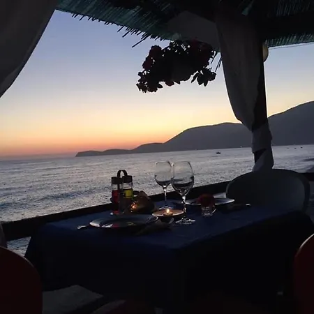 Praljan Hotel Borsh